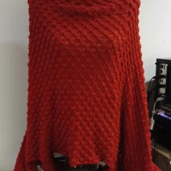 Woman's Red Knited Ponchos - Picture 2 of 8